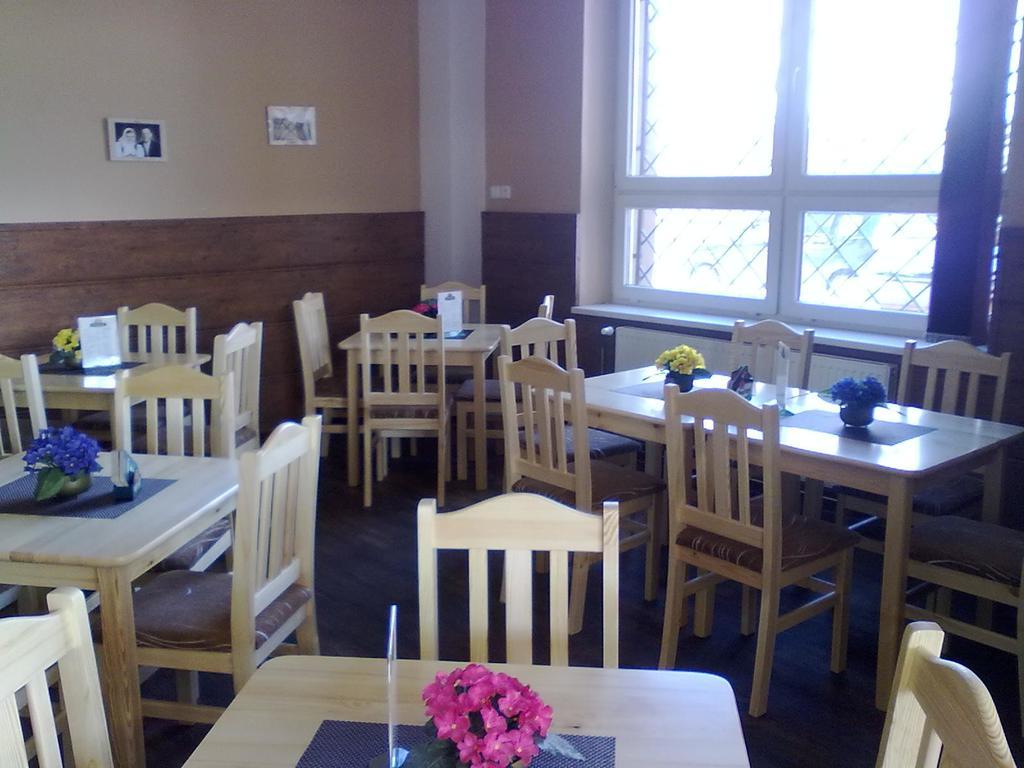 Hutisko Penzion A Restaurace Na Salasi מראה חיצוני תמונה