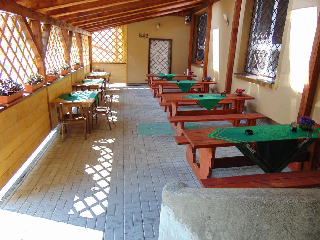 Hutisko Penzion A Restaurace Na Salasi מראה חיצוני תמונה