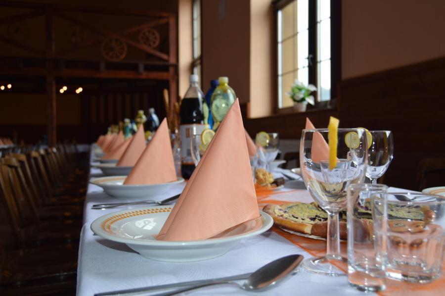 Hutisko Penzion A Restaurace Na Salasi מראה חיצוני תמונה